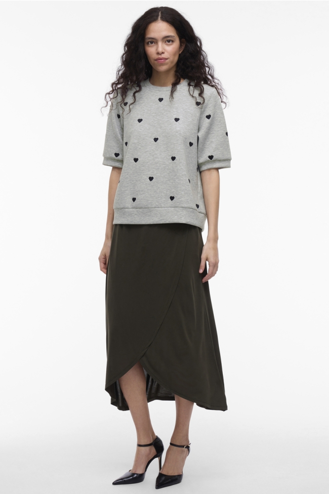 VISIF S/S EMBR HEART SWEAT / T 14113196 LIGHT GREY MELANGE/BLACK HEART EMBROIDER